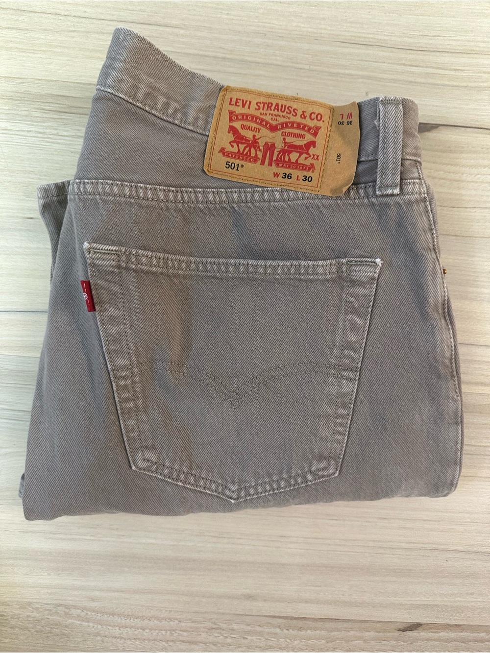 Levi's Straight Men's Jeans in Light Taupe